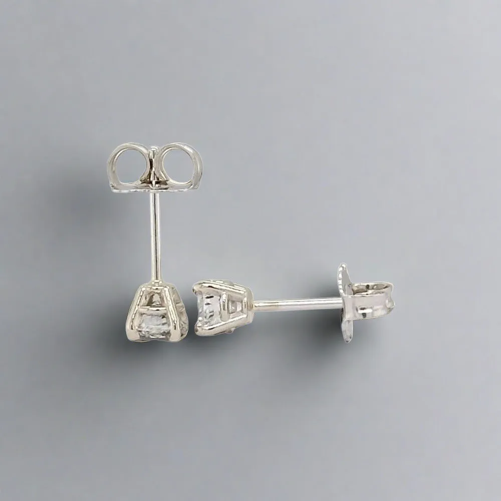 14K W Gold 0.50ctw G/I1 Lab-Created Diamond Earrings