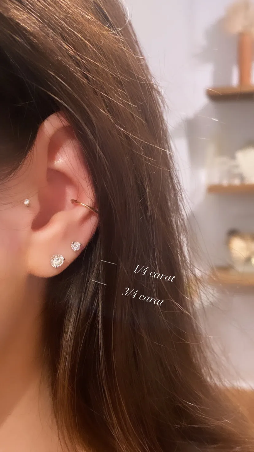 CLASSIC DIAMOND STUDS